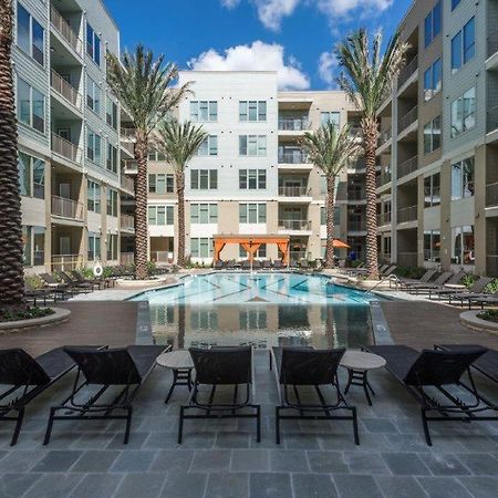 Luxury 1Br Condo Wbalcony - Galleriariver Oak ヒューストン エクステリア 写真
