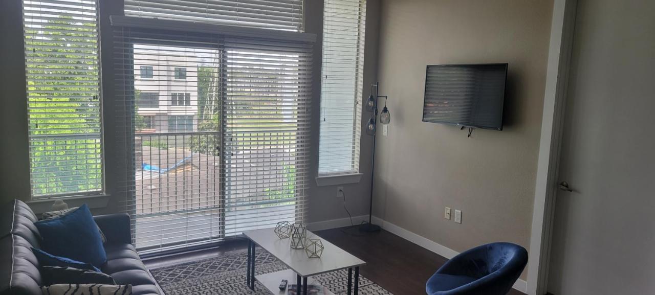 Luxury 1Br Condo Wbalcony - Galleriariver Oak ヒューストン エクステリア 写真